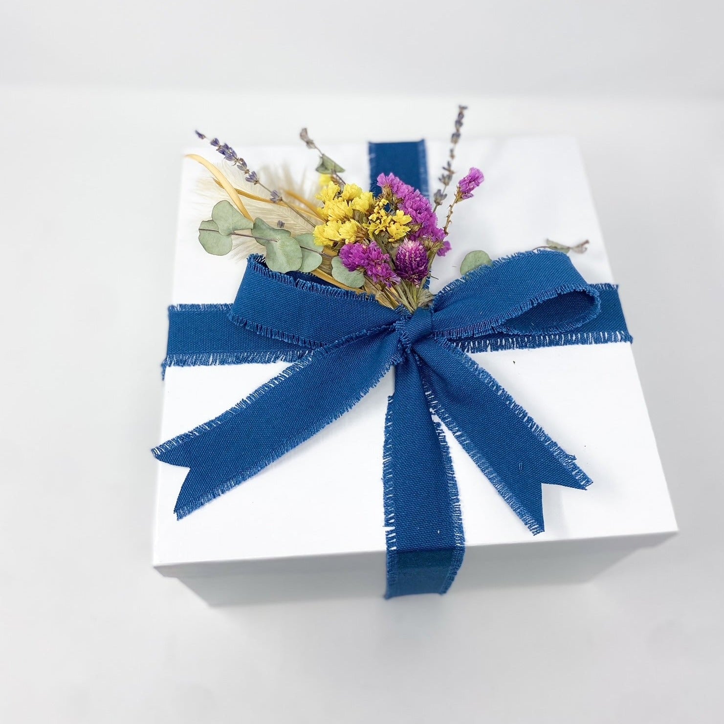 Garland Gift Box